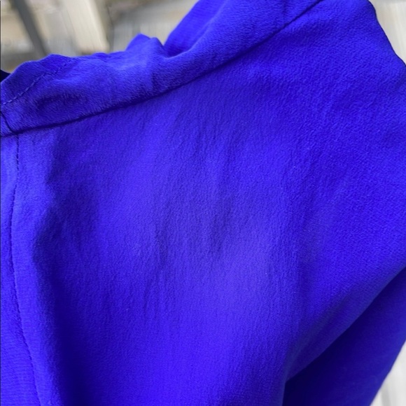 J. Crew 100% Sill Top ✨ - Picture 9 of 9